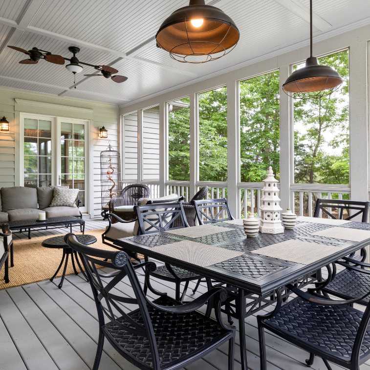 custom construction of an enclosed patio